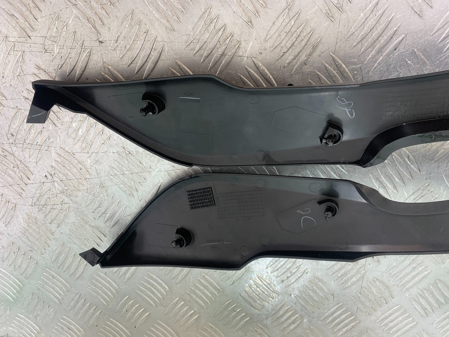 KAWASAKI 650 VERSYS LEFT & RIGHT SIDE INFILLS YEAR 2015-2018 (CMB1288)