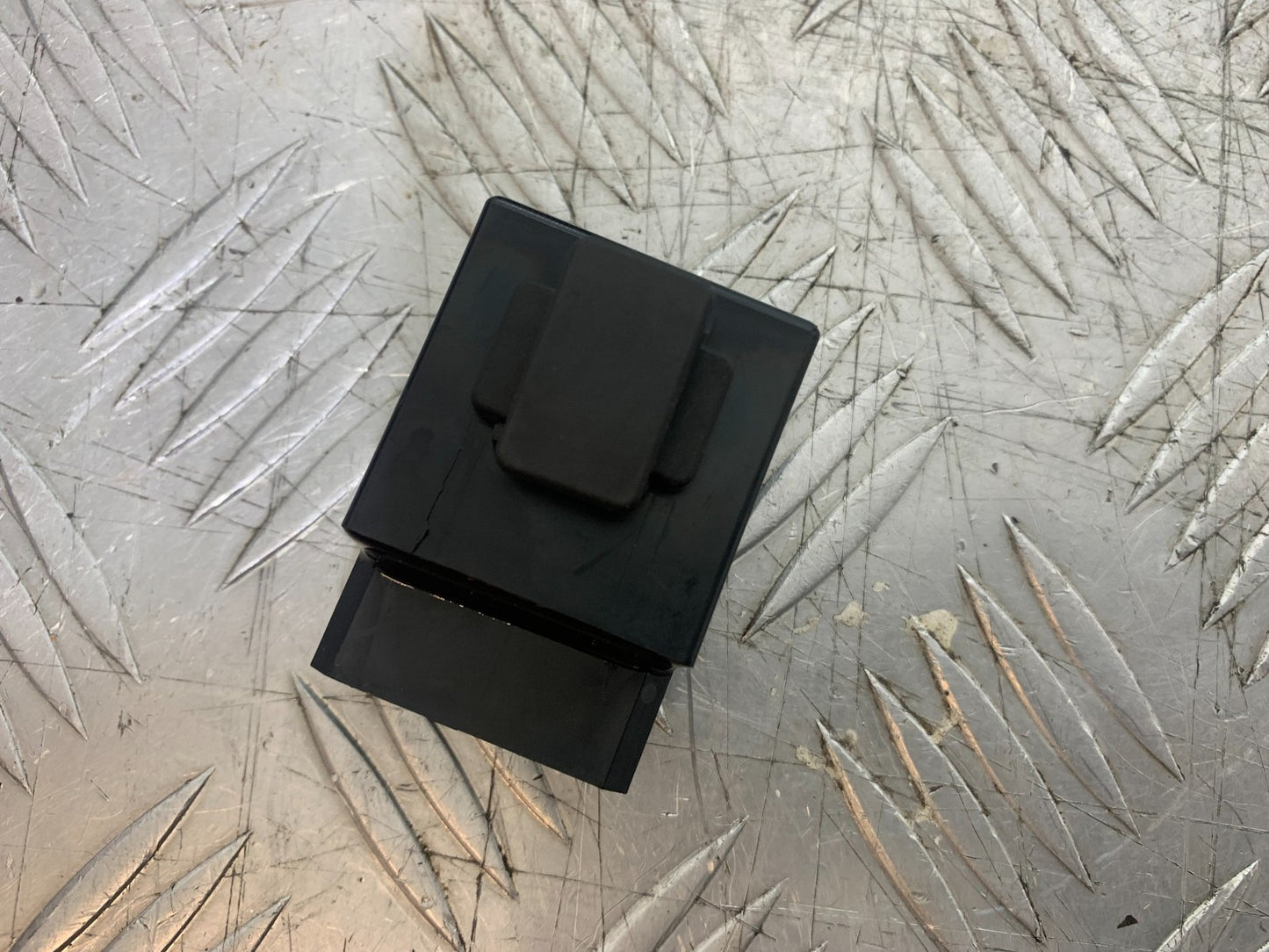 YAMAHA YZF R1 MAIN RELAY YEAR 1998-99 (CMB1291)