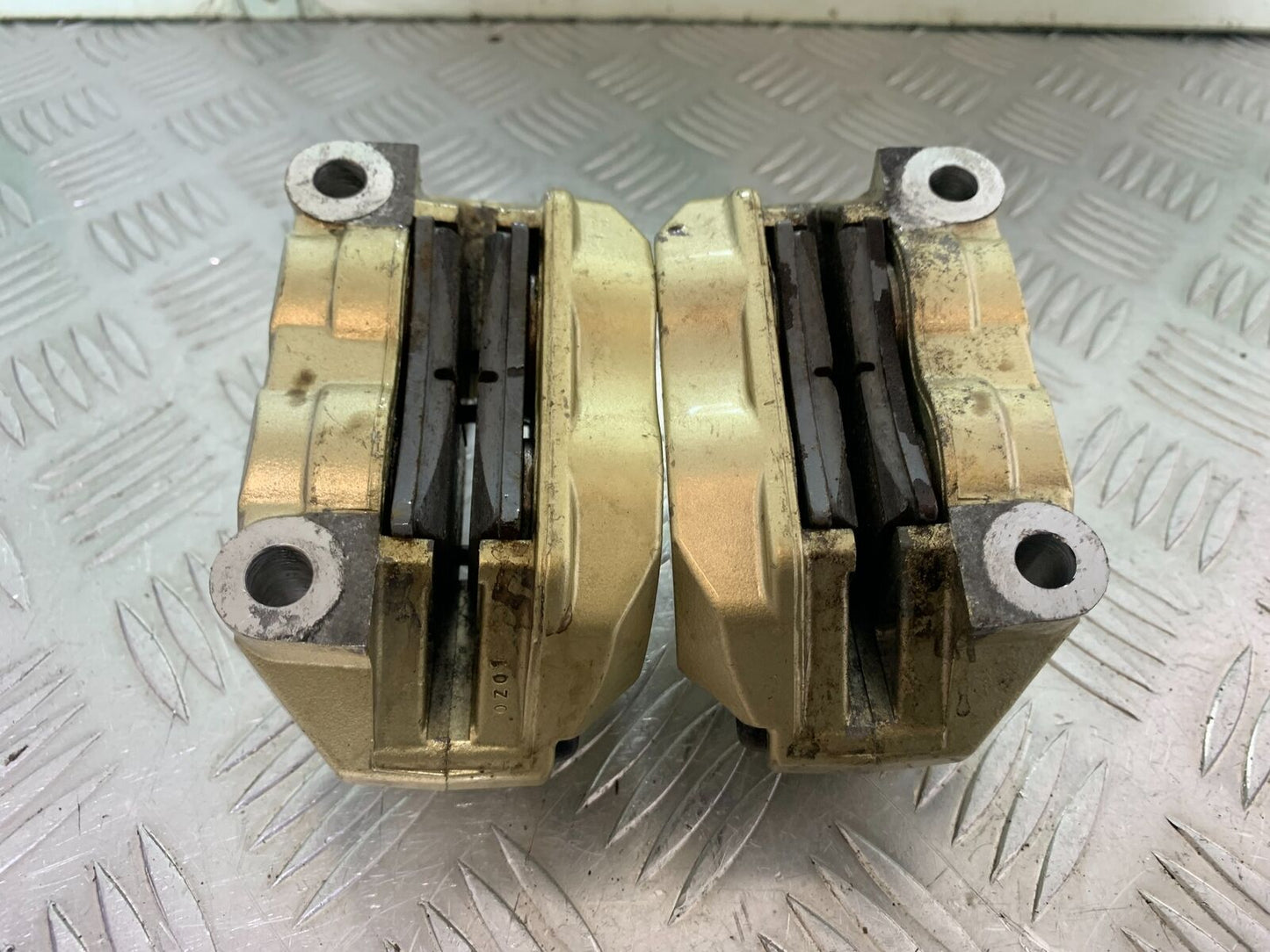 APRILIA SL750 SL 750 SHIVER FRONT BRAKE CALIPERS YEAR 2012 (CMB1074)
