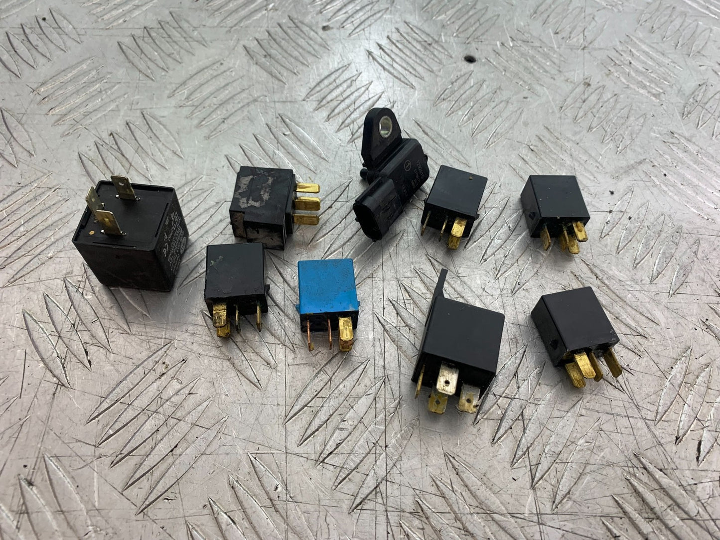 TRIUMPH 1050 SPRINT GT RELAYS YEAR 2010-2016 (CMB1250)