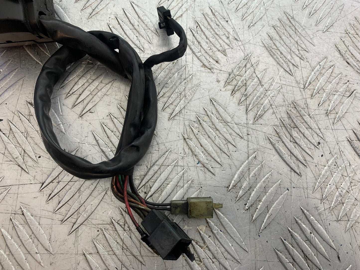 KAWASAKI ZZR1100 D LEFT SWITCH GEAR YEAR 1993-2001 (CMB1289)