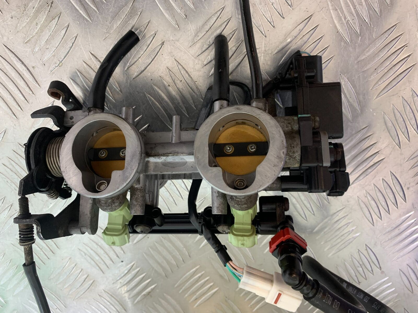 KAWASAKI NINJA 650 THROTTLE BODIES YEAR 2017-2019 (CMB1018)