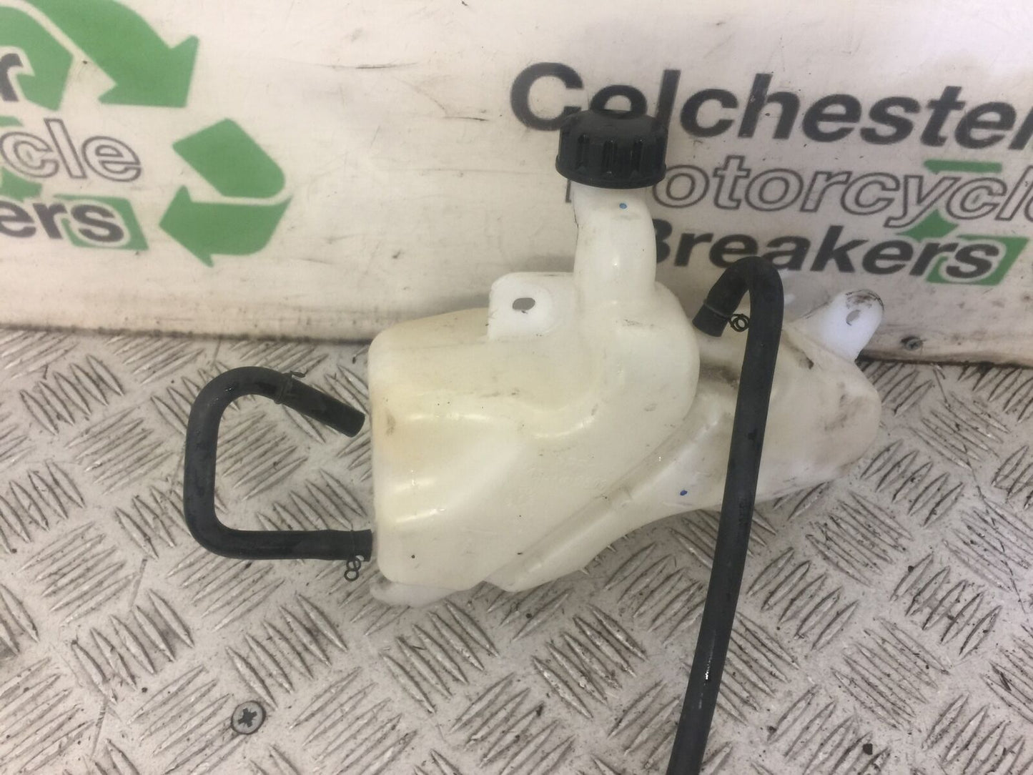 KAWASAKI NINJA 400 COOLANT BOTTLE YEAR 2019 (STOCK 635)