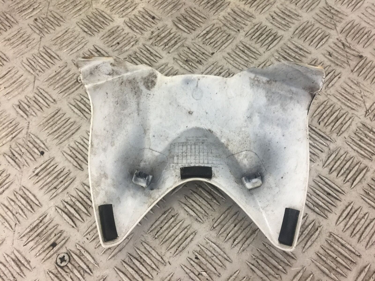 HONDA CBR125 CBR 125 TANK INFILL PANEL YEAR 2011-2017 (STOCK 347)