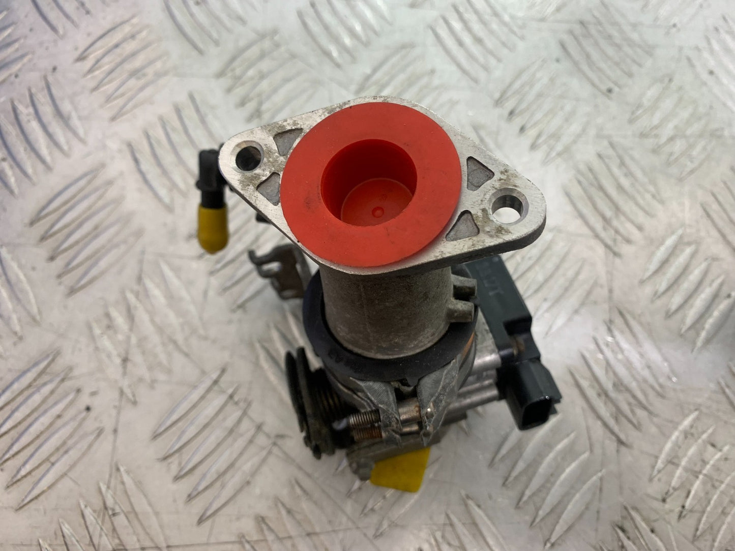 YAMAHA YBR125 YBR 125 THROTTLE BODY AND INJECTOR YEAR 2010-2017 (CMB1252)