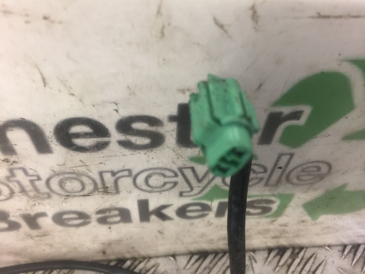 SUZUKI GSF600 GSF 600 BANDIT SIDE STAND SWITCH YEAR 2002 (STOCK 493)