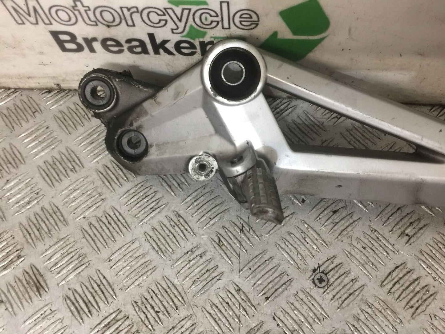 DUCATI 696 MONSTER LEFT HANGER AND PEGS YEAR 2008 (STOCK 768)
