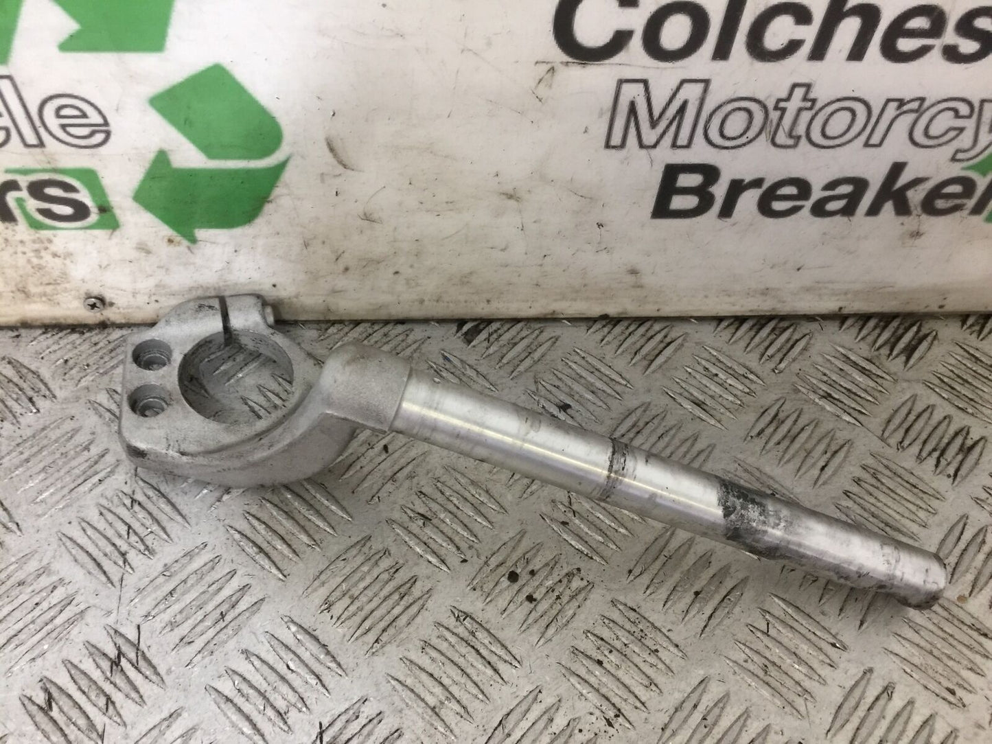 TRIUMPH 955i SPRINT ST RIGHT BAR YEAR 1999-2004 (STOCK 735)