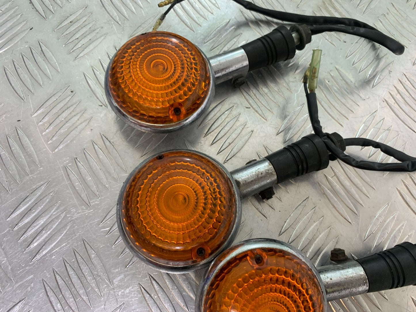 YAMAHA XV750 XV 750 VIRAGO 3 X INDICATORS YEAR 1992 (CMB1016)