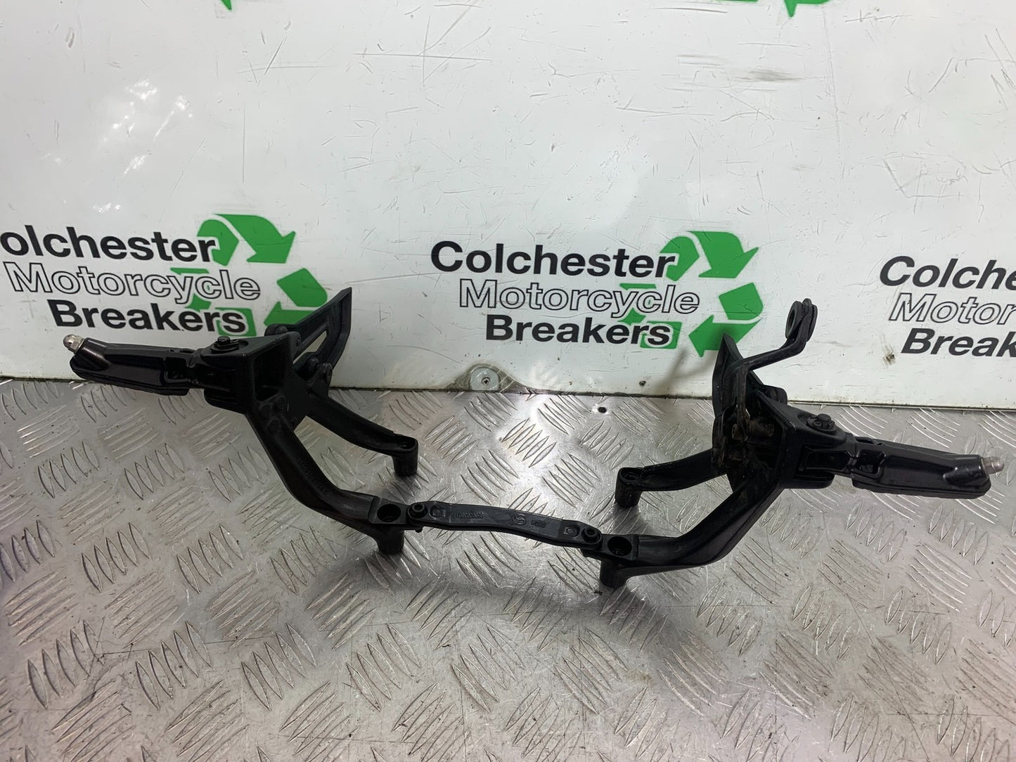KTM 390 ADVENTURE REAR HANGERS AND PEGS YEAR 2020-24 (CMB1240)
