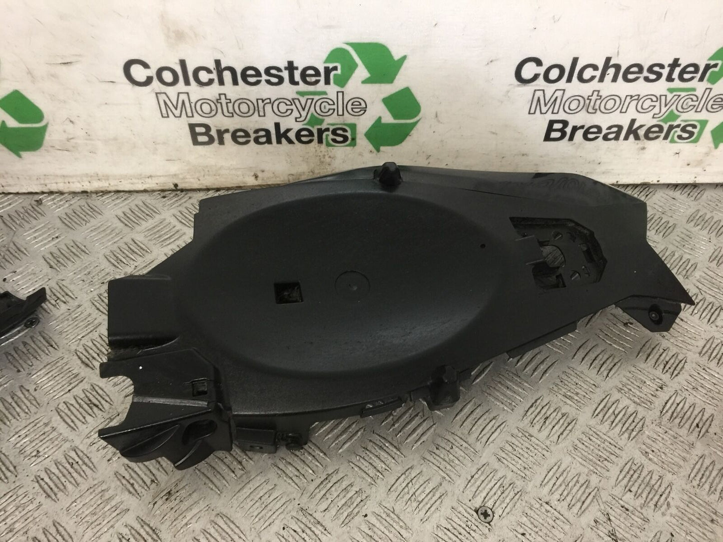 KAWASAKI ER6 N UNDERTRAY YEAR 2012-2016 (STOCK 750)