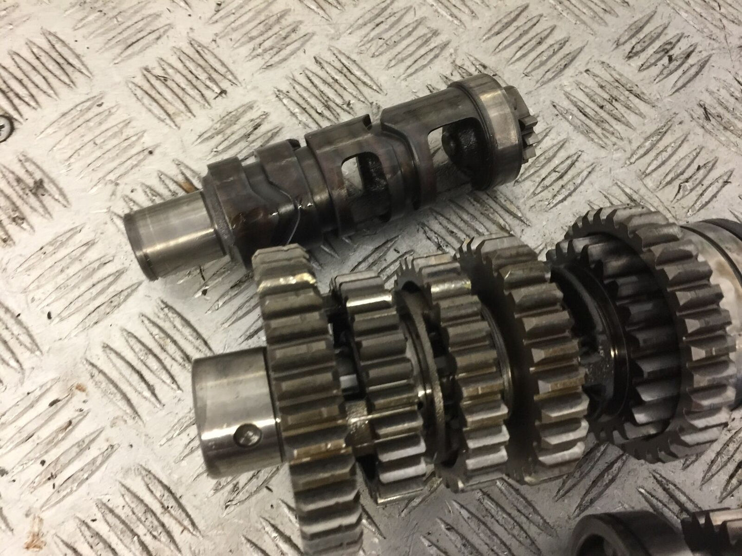 SUZUKI GSF600 GSF 600 GEARBOX YEAR 1997 (STOCK 687)