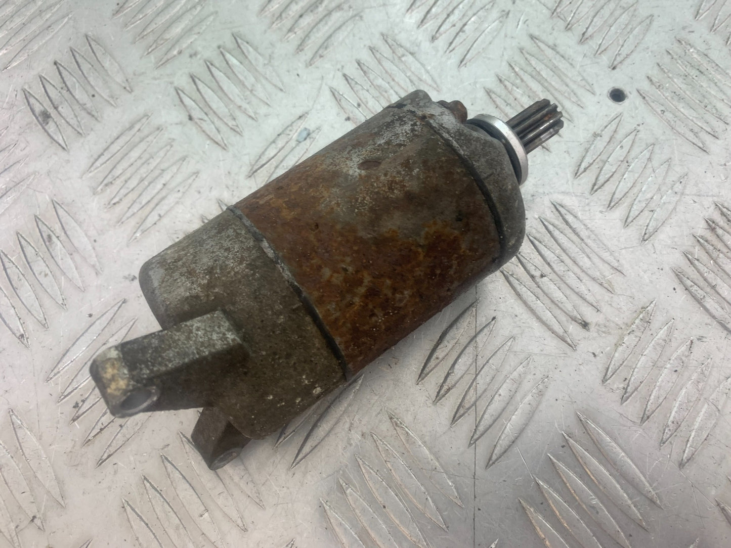 YAMAHA XV535 XV 535 VIRAGO STARTER MOTOR YEAR 1994-02 (CMB1139)