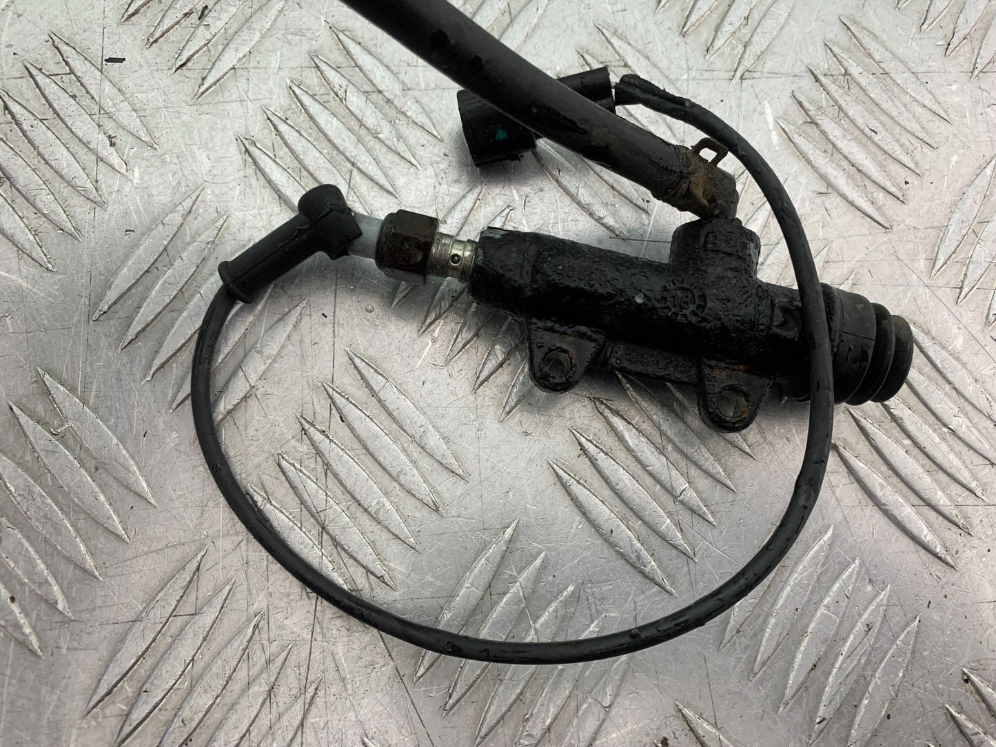 ROYAL ENFIELD HIMALAYAN 411 REAR MASTER CYLINDER YEAR 2018-2023 (CMB1279)