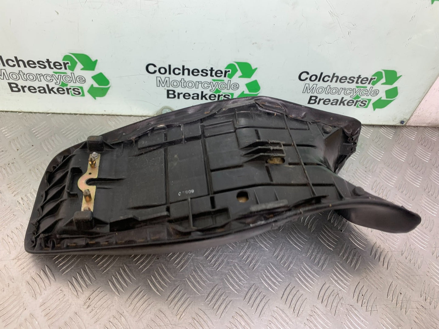 KAWASAKI ZZR1100 D SEAT YEAR 1993-2001 (CMB1189)