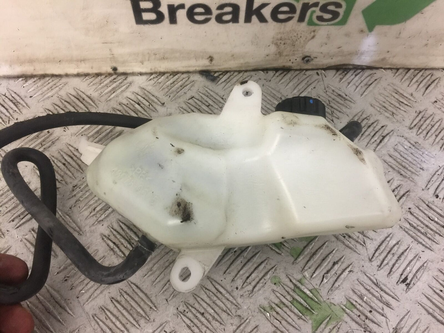 KAWASAKI Z400 Z 400 COOLANT BOTTLE YEAR 2019 (STOCK 672)