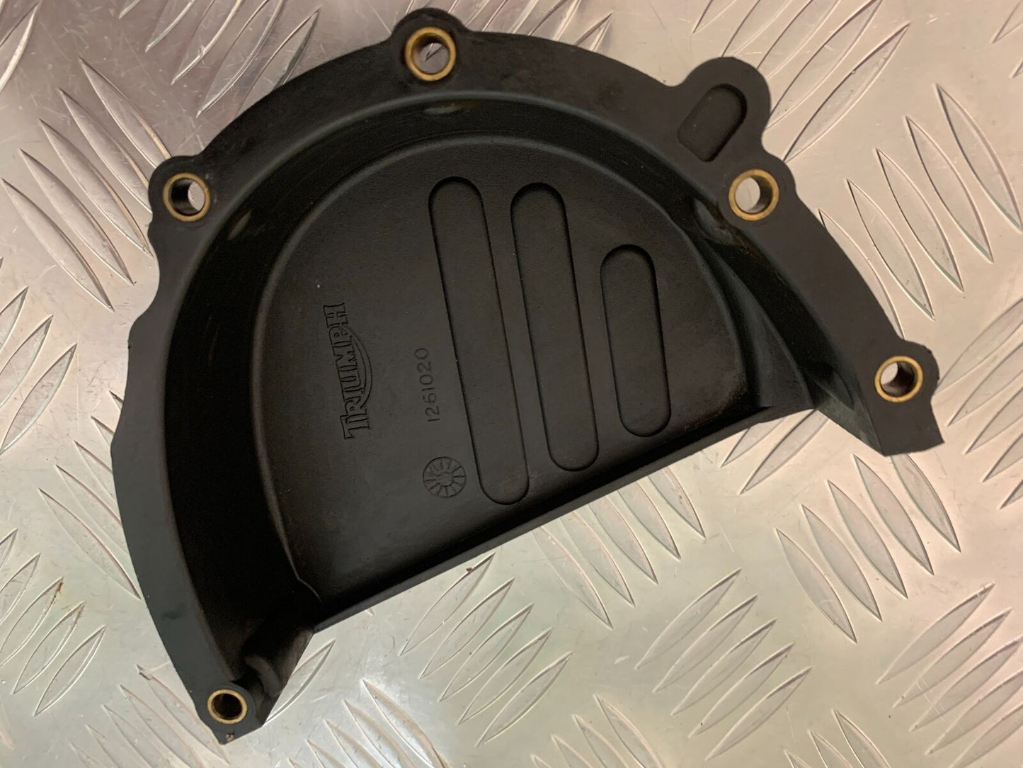 TRIUMPH DAYTONA 595 955i SPROCKET COVER 1997-2000 (STOCK 941)
