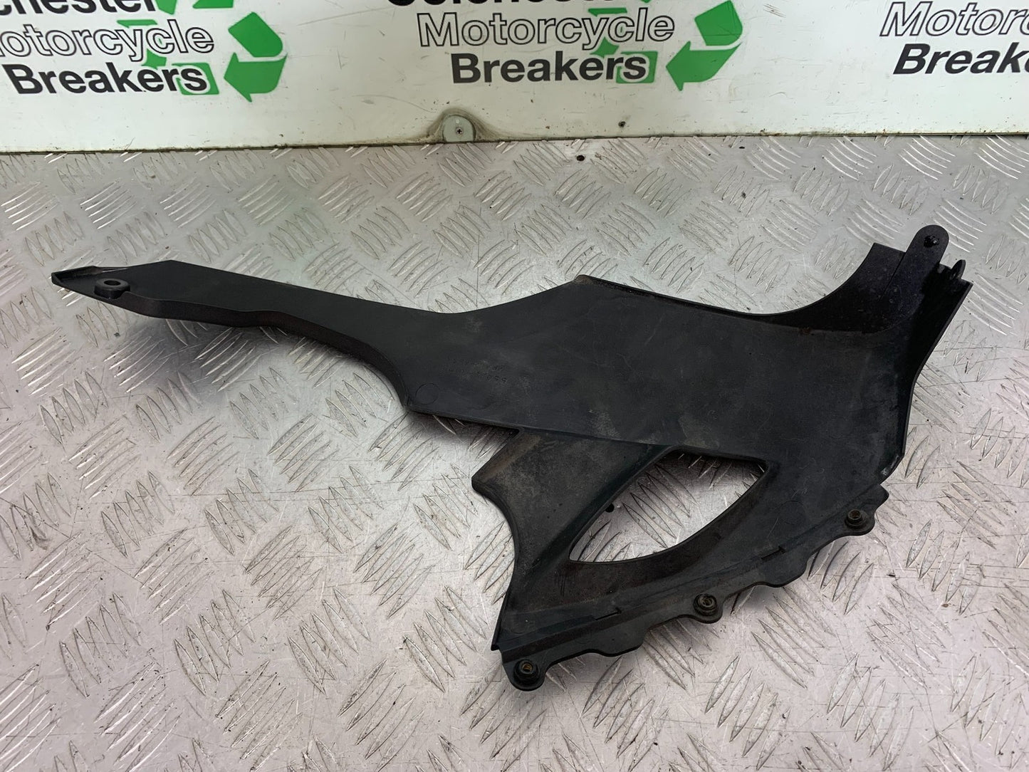 KAWASAKI ZX10R ZX10 R RIGHT BELLYPAN 2008-2010 (CMB1301)