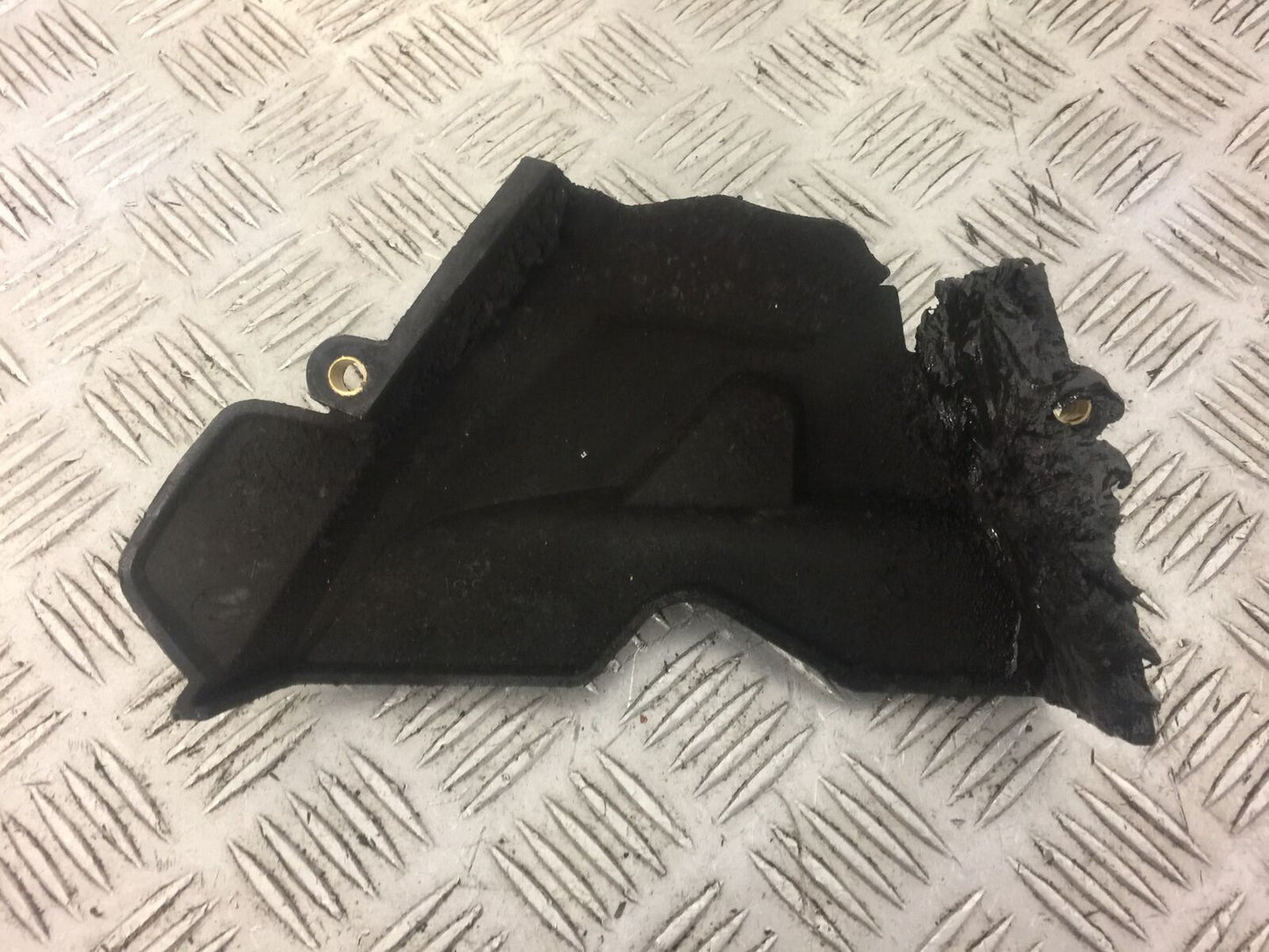 TRIUMPH TIGER 800 XRT SPROCKET COVER YEAR 2015-2017 (STOCK 506)