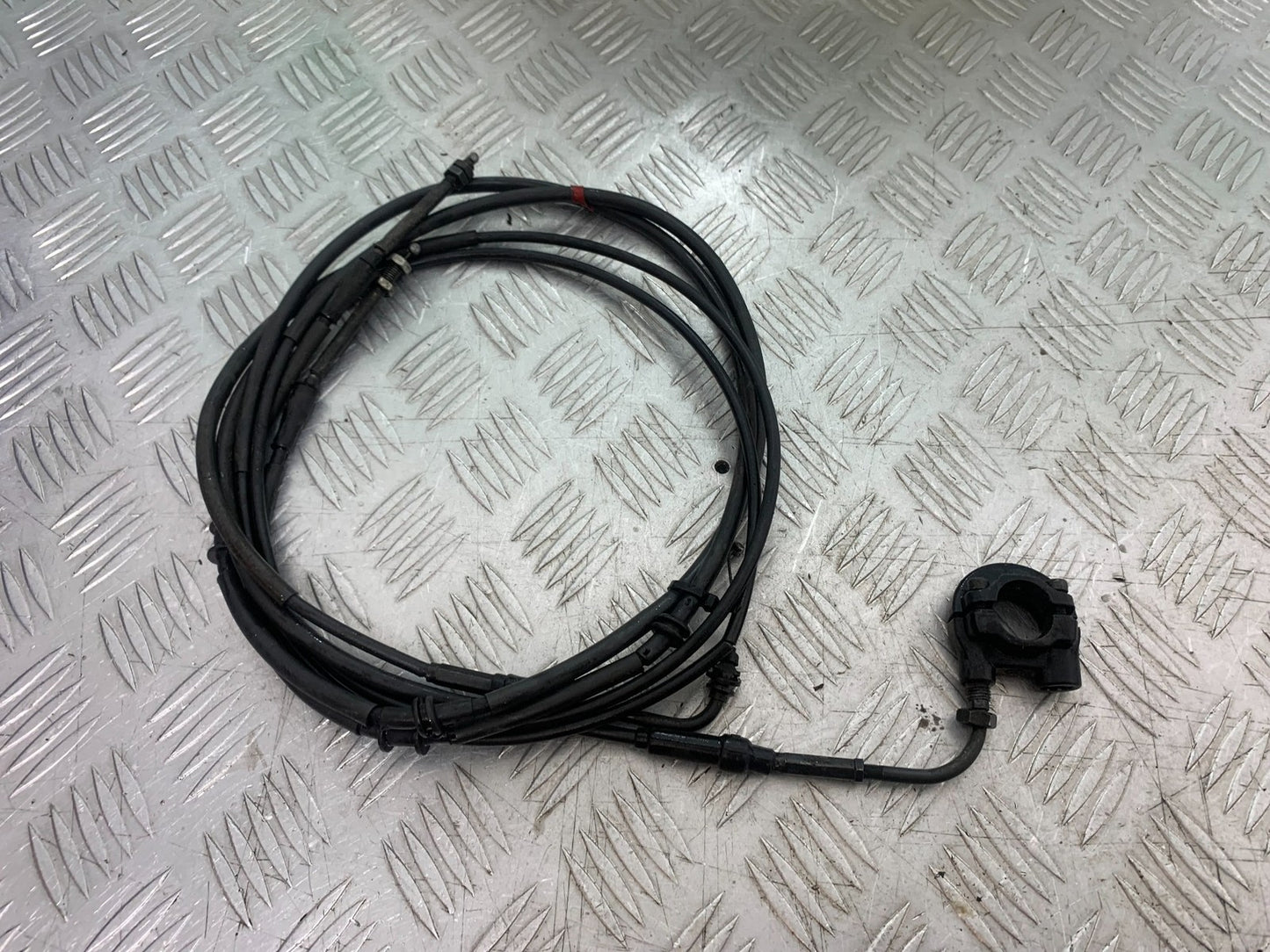 PIAGGIO VESPA GTS 125 THROTTLE CABLES YEAR 2009-2014 (CMB1261)
