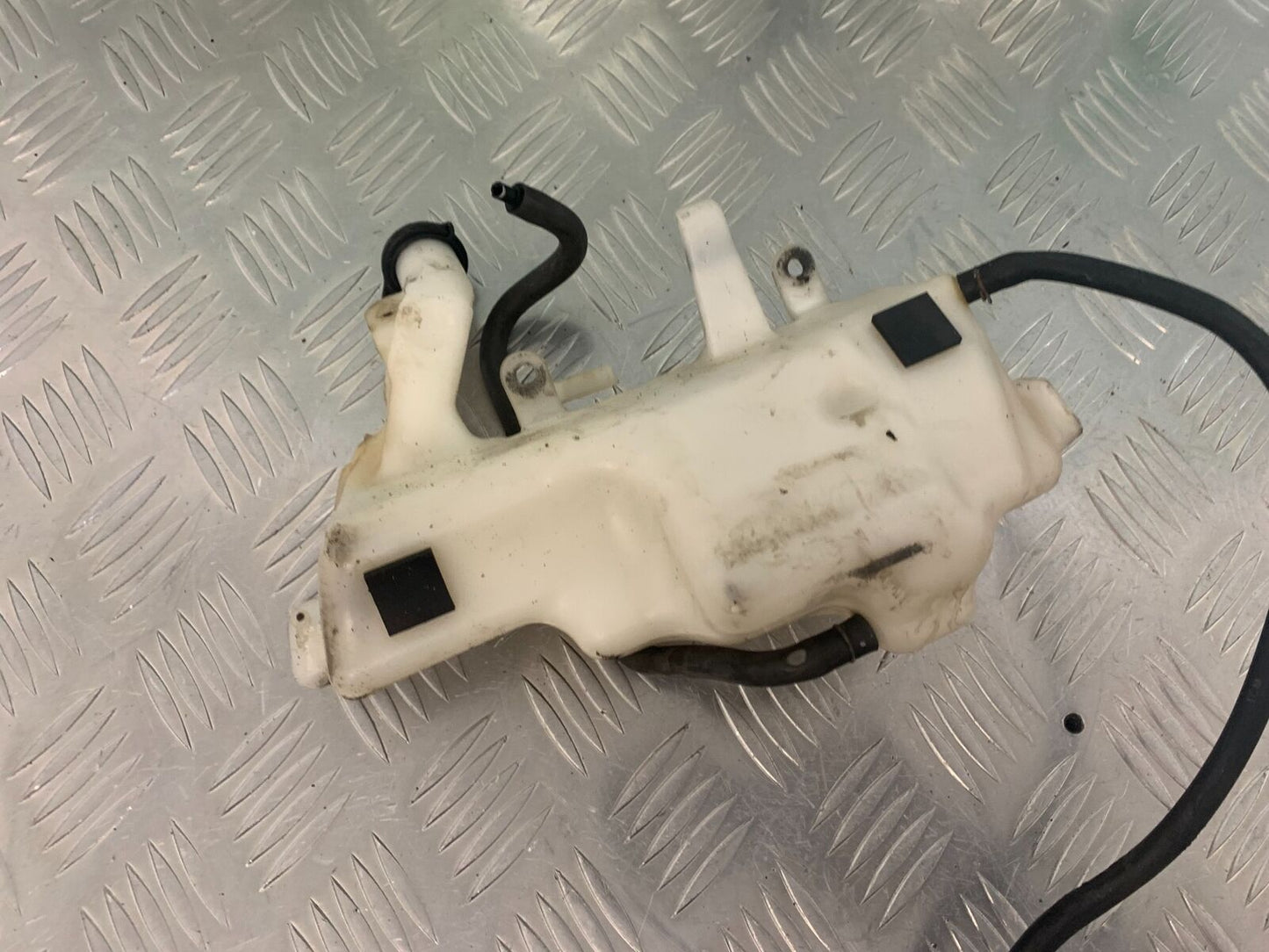 HONDA CBR1000 rr FIREBLADE COOLANT BOTTLE 2008-2011 (STOCK 986)