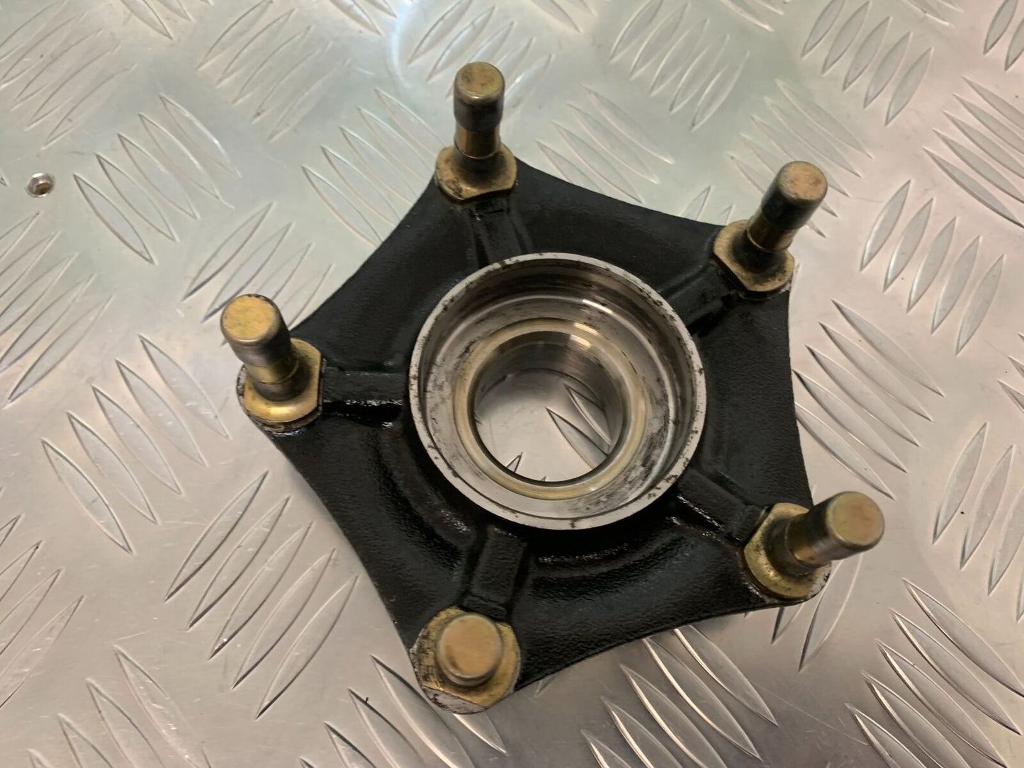 HONDA NT650 V DEAUVILLE DRIVE FLANGE YEAR 1999 (STOCK 937)
