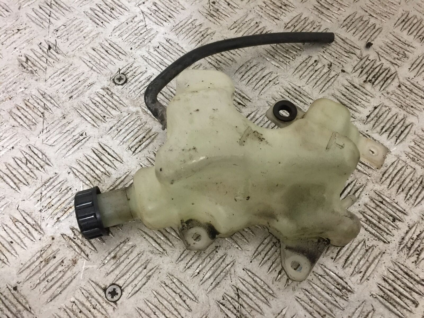 KAWASAKI VN 650 VULCAN COOLANT BOTTLE YEAR 2017-2021 (STOCK 811)
