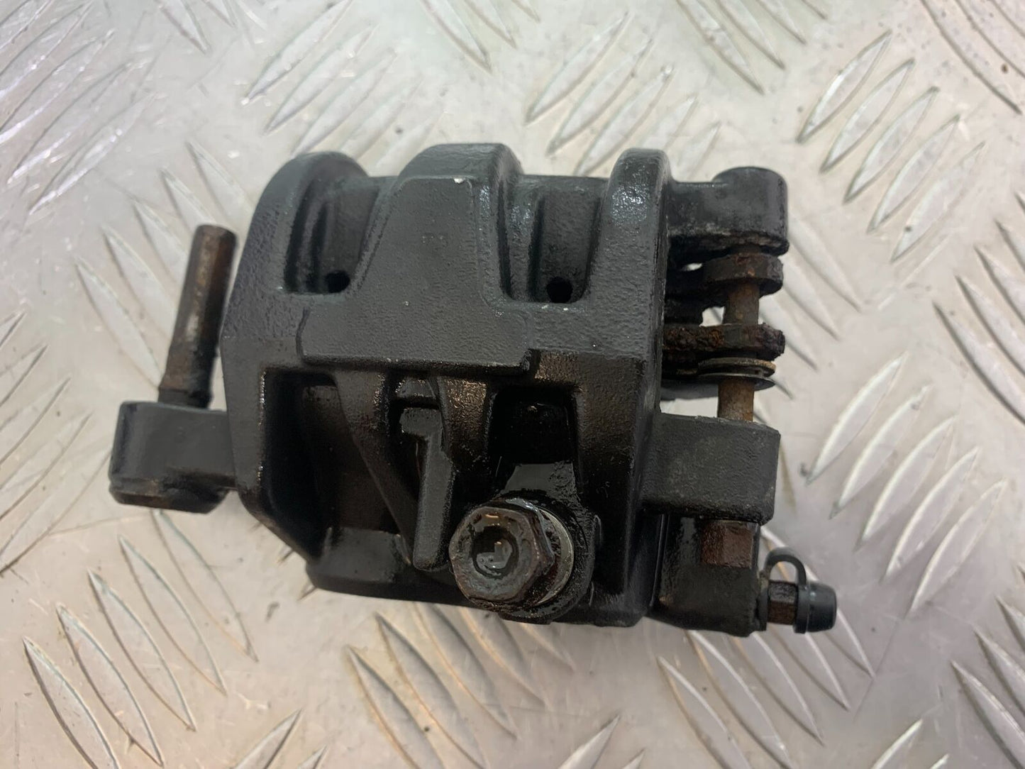 HONDA VFR1200 VFR 1200 FA REAR BRAKE CALIPER YEAR 2010-11 CMB1088)