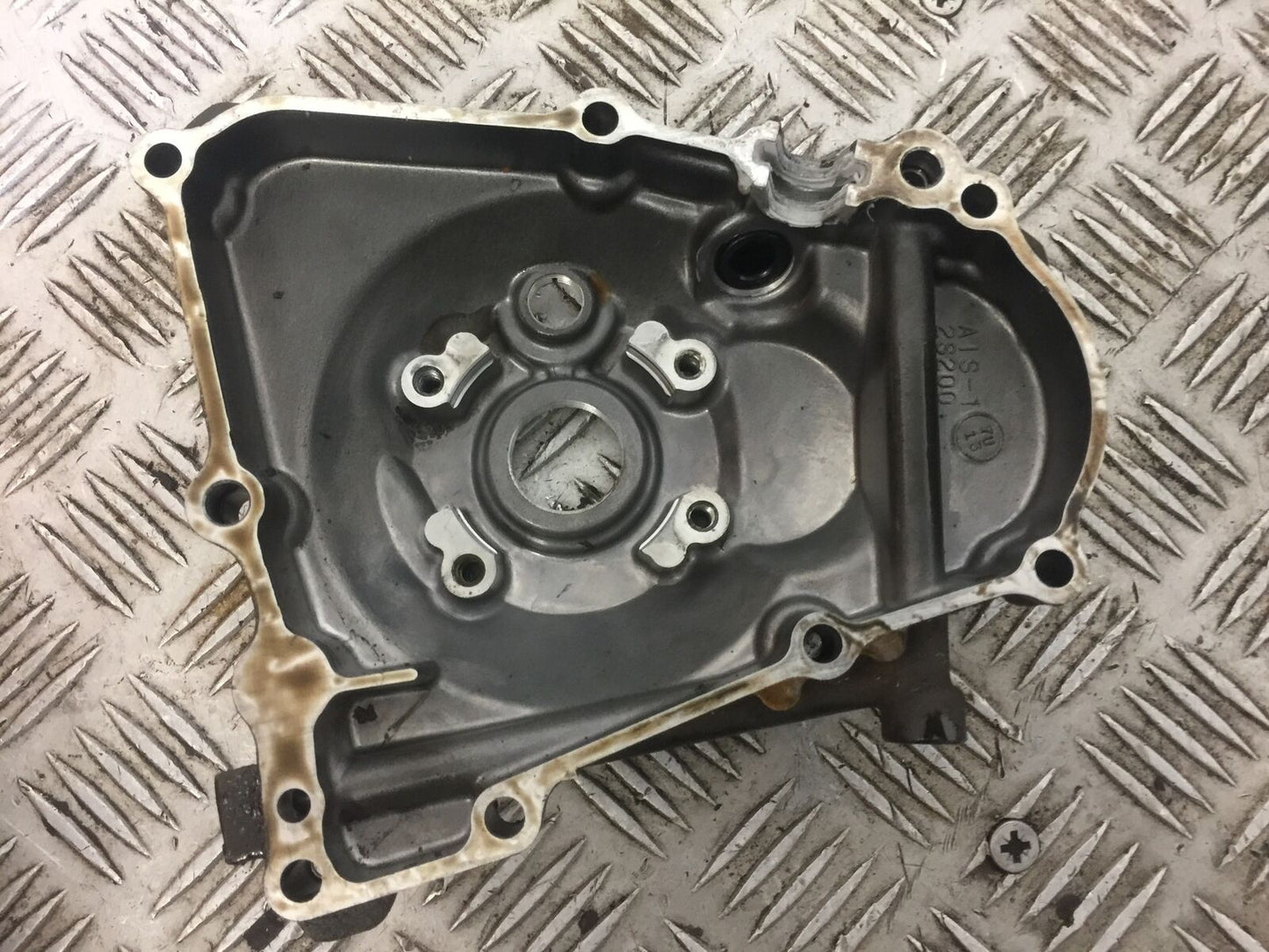 YAMAHA YZF450 YFZ 450 GENERATOR COVER YEAR 2003-05 (STOCK 588)