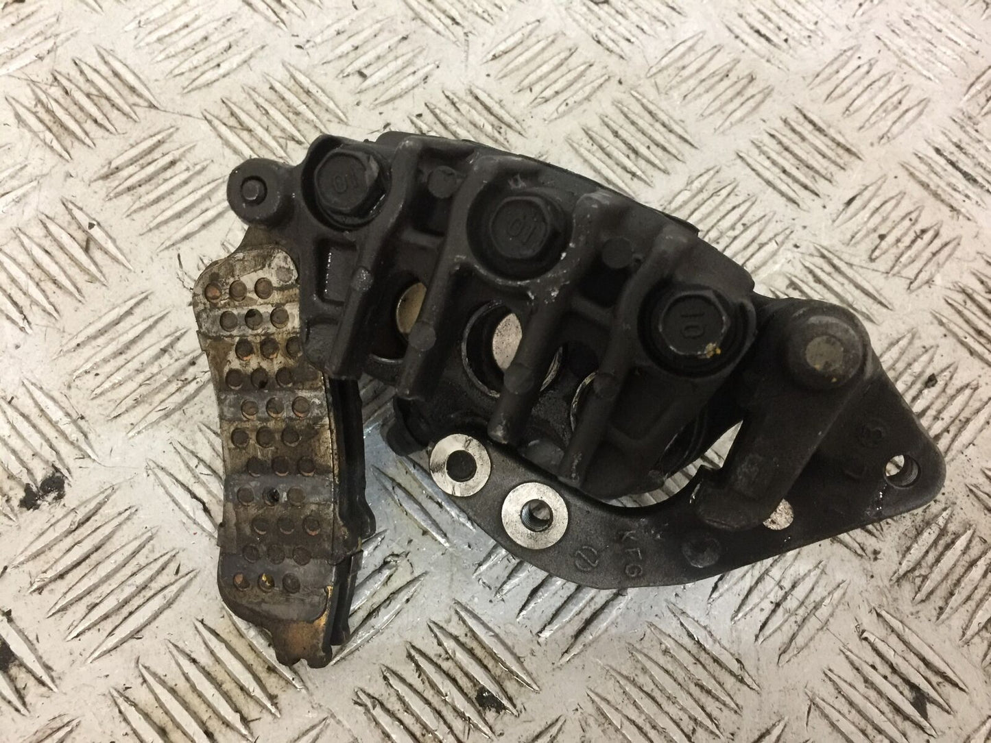 HONDA VFR800 VFR 800 V TEC REAR CALIPER YEAR 2002 (STOCK 785)