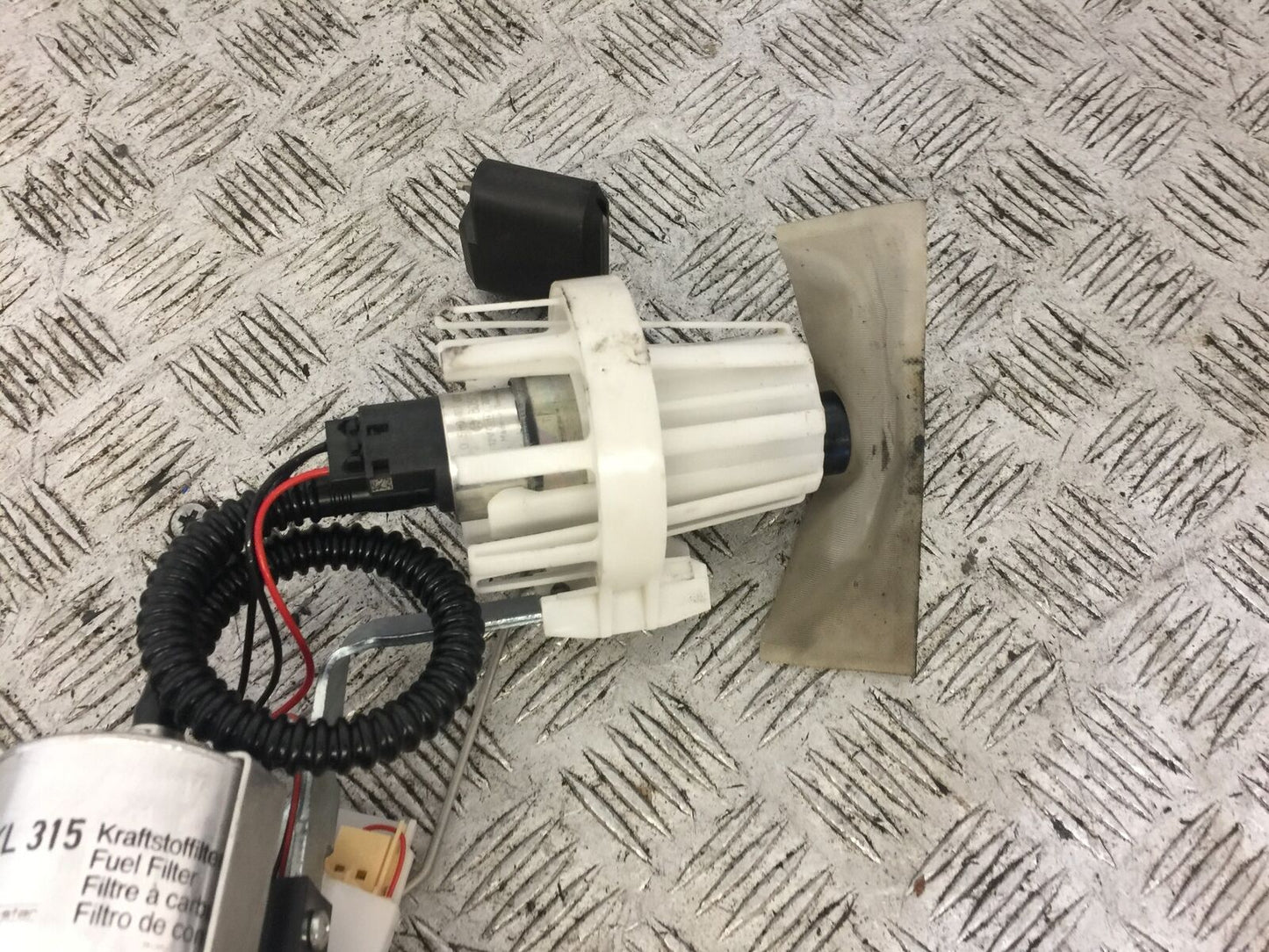 BMW R1200 GS TE EXCLUSIVE PETROL PUMP YEAR 2018 (STOCK 702)