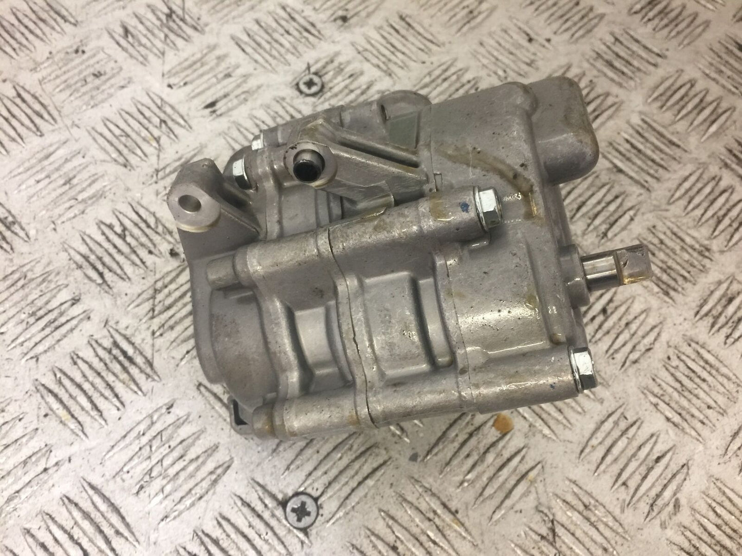HONDA CRF1000 (DCT) AFRICA TWIN OIL PUMP YEAR 2016-2019 (STOCK 724)