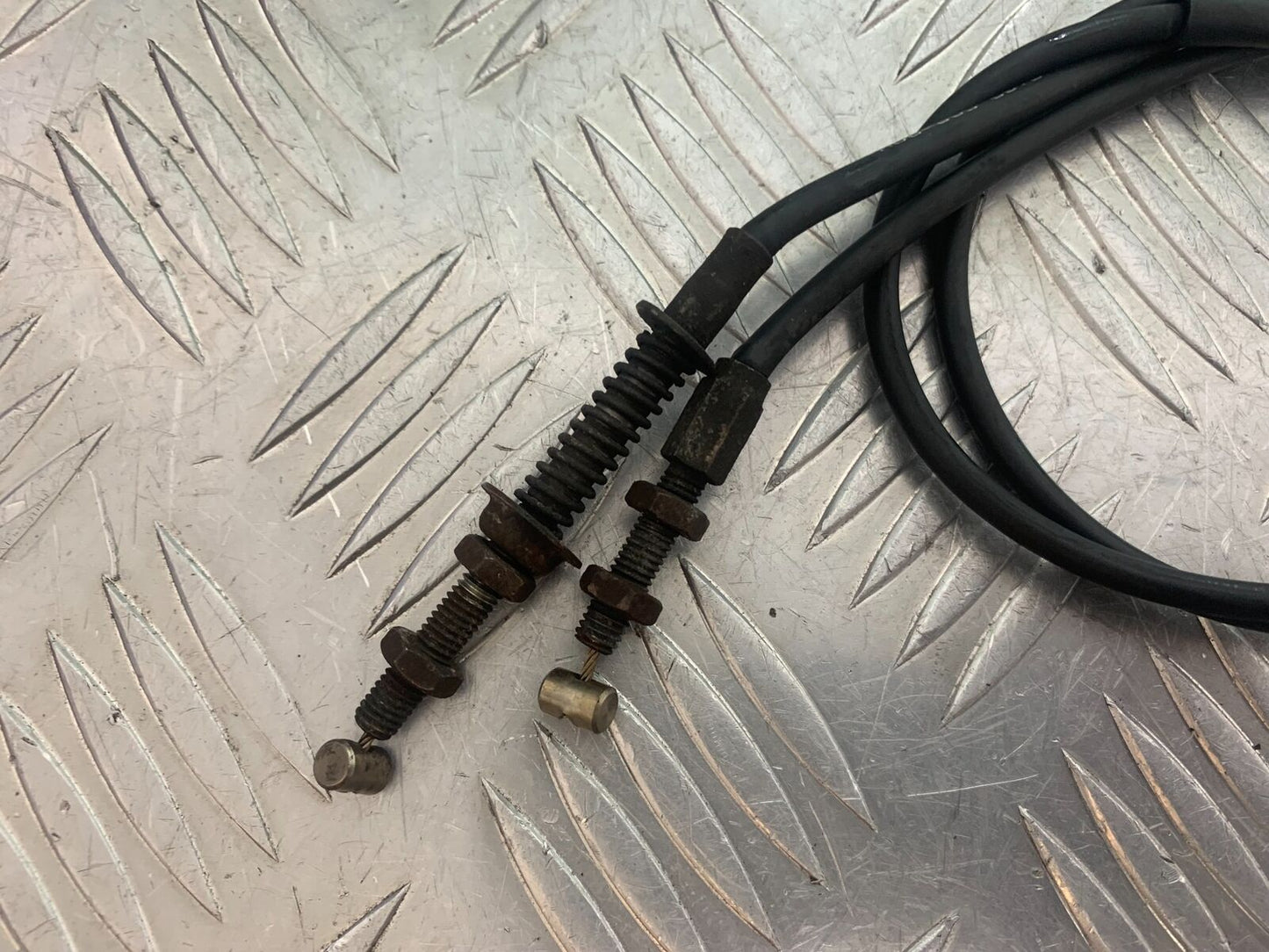 HONDA CBR 929 RRY FIREBLADE EXHAUST SERVO CABLES YEAR 2000-01 (CMB1026)
