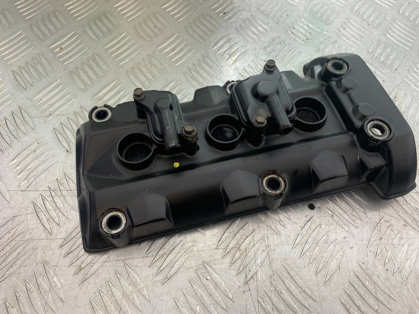 TRIUMPH 675 STREET TRIPLE R ROCKER COVER YEAR 2012 (CMB1221)