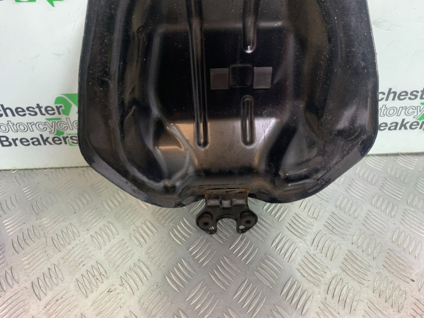 KAWASAKI Z650 ER650 KNFAN PETROL TANK YEAR 2022-2024 (CMB1112)
