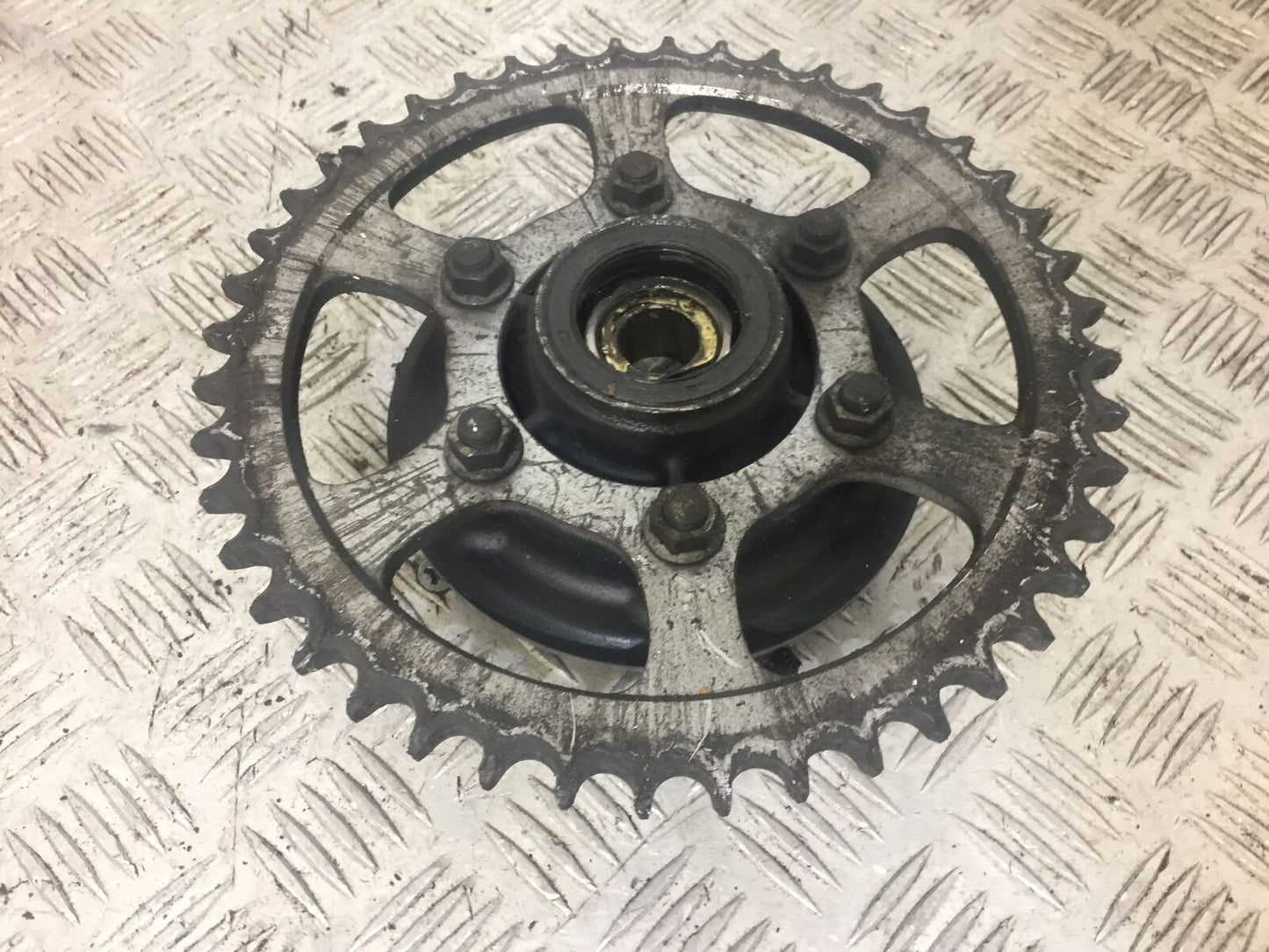 KAWASAKI ZZR1200 ZZR 1200 REAR SPROCKET CARRIER 2002-2005 (STOCK 678)
