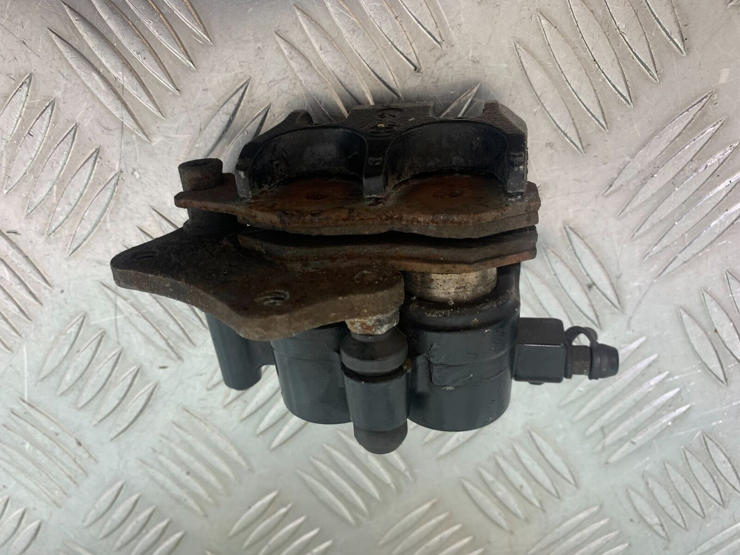 KAWASAKI Z300 ER300 REAR BRAKE CALIPER YEAR 2016-2018 (CMB1056)