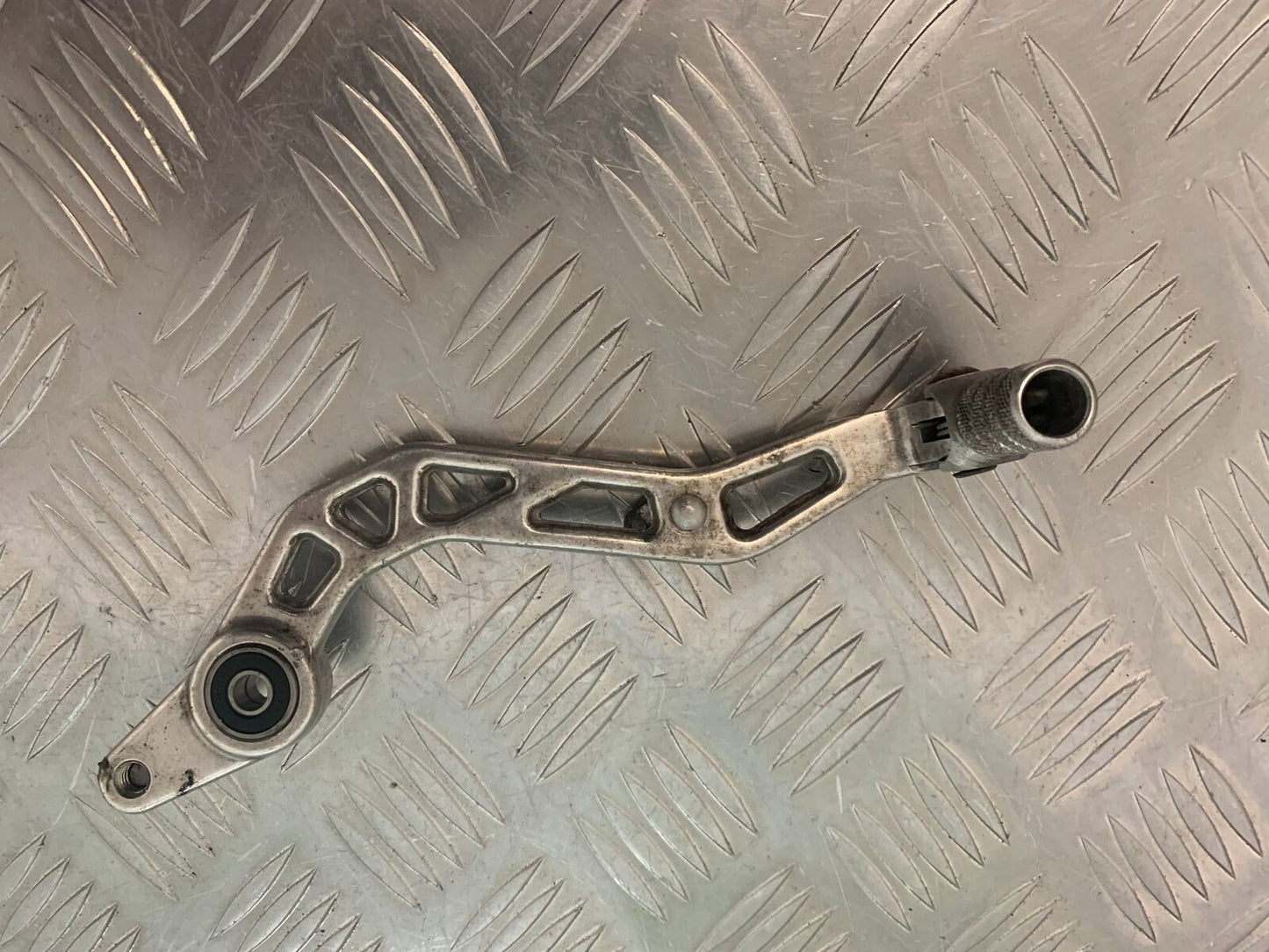 KTM 640 DUKE 2 REAR BRAKE PEDAL YEAR 2000-2006 (STOCK 988)