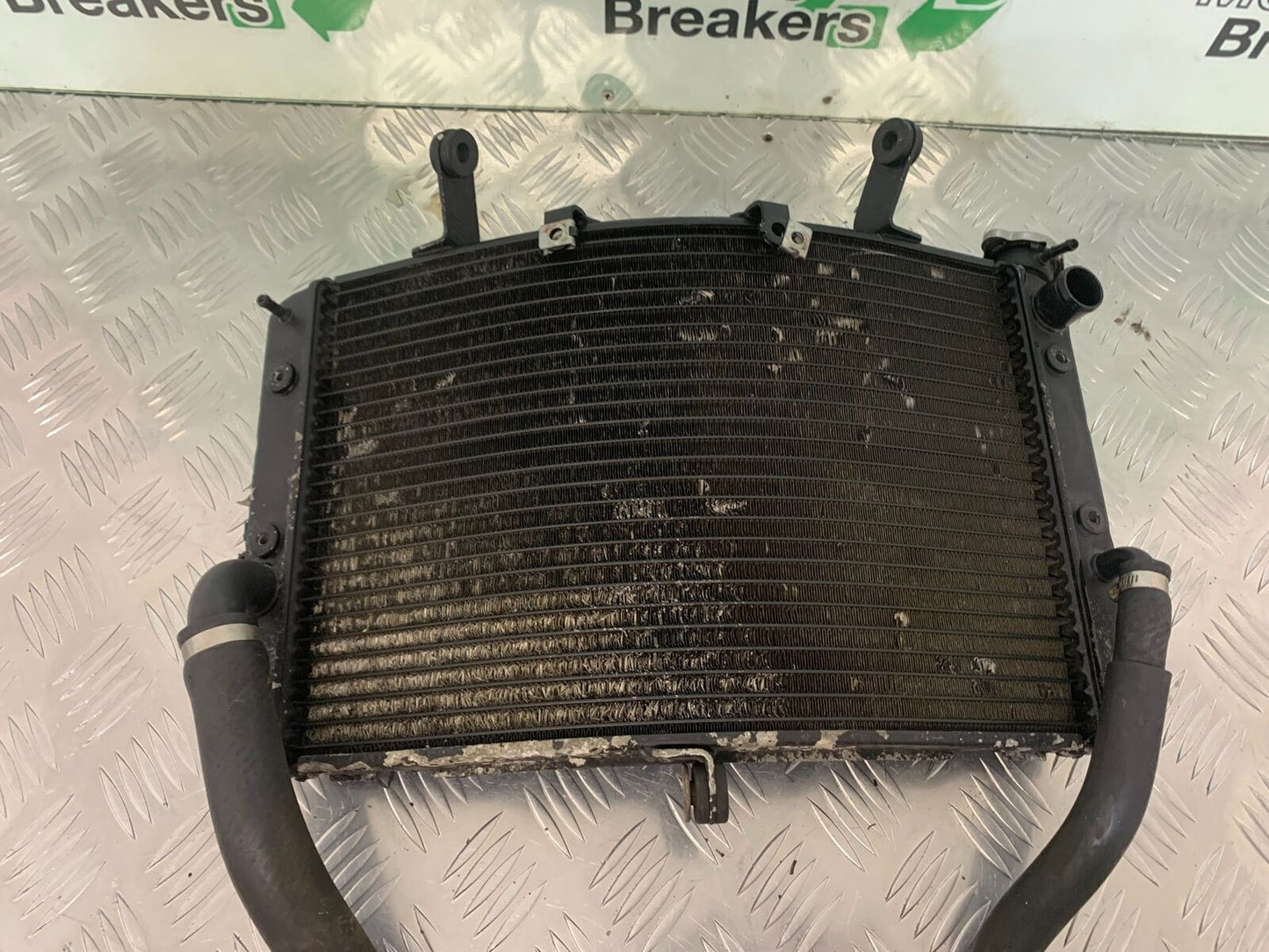 YAMAHA YZF R1 5VY RADIATOR YEAR 2004-2006 (STOCK 953)