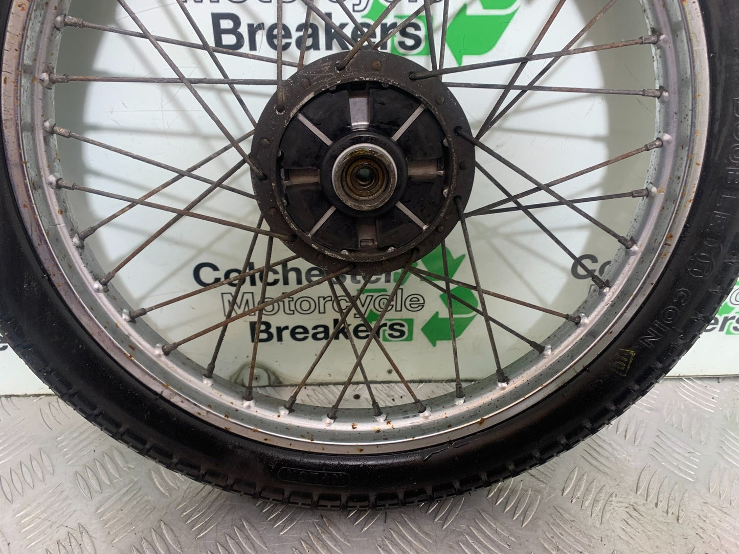 SUZUKI GP100 GP 100 REAR WHEEL YEAR 1978-1988 (CMB1259)