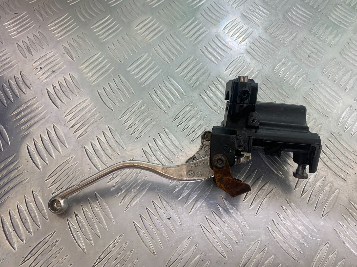 TRIUMPH TIGER 1200 EXPLORER CLUTCH MASTER CYLINDER YEAR 2012-2015 (STOCK 992)