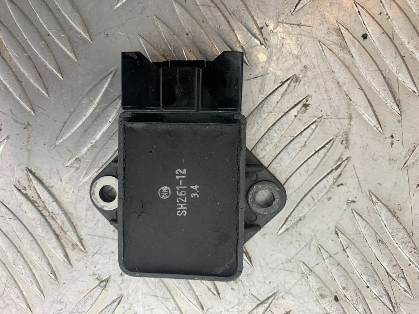 HONDA ST1100 PAN EUROPEAN REGULATOR YEAR 1993-2001 (CMB1096)