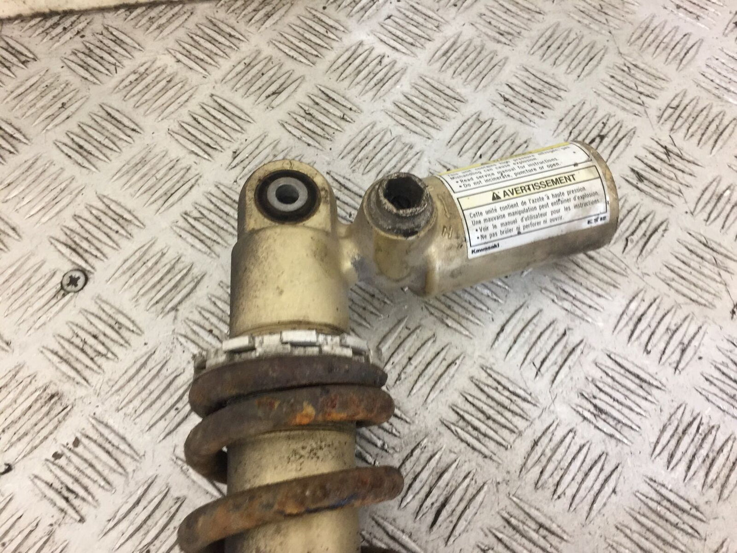 KAWASAKI ZX6R ZX6 G REAR SHOCK YEAR 1998-99 (STOCK 699)