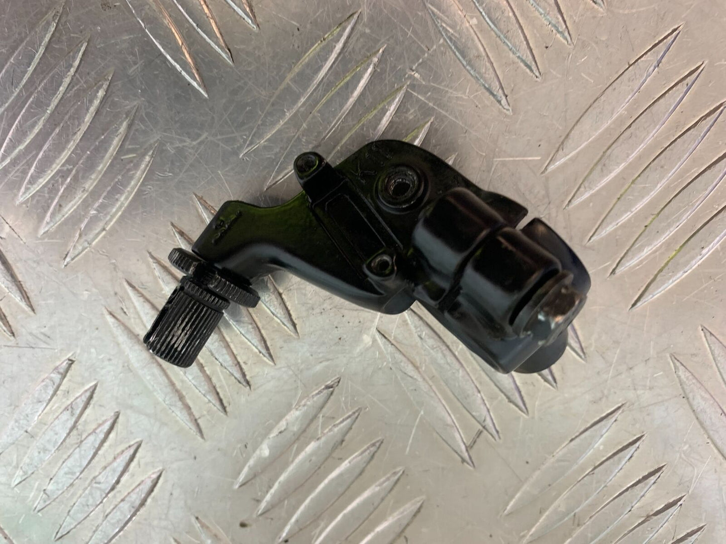KTM 125 DUKE CLUTCH LEVER BRACKET YEAR 2018-2023 (CMB1083)