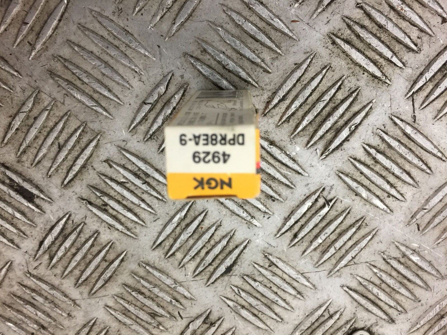 GENUINE NGK DPR8EA-9 SPARK PLUG