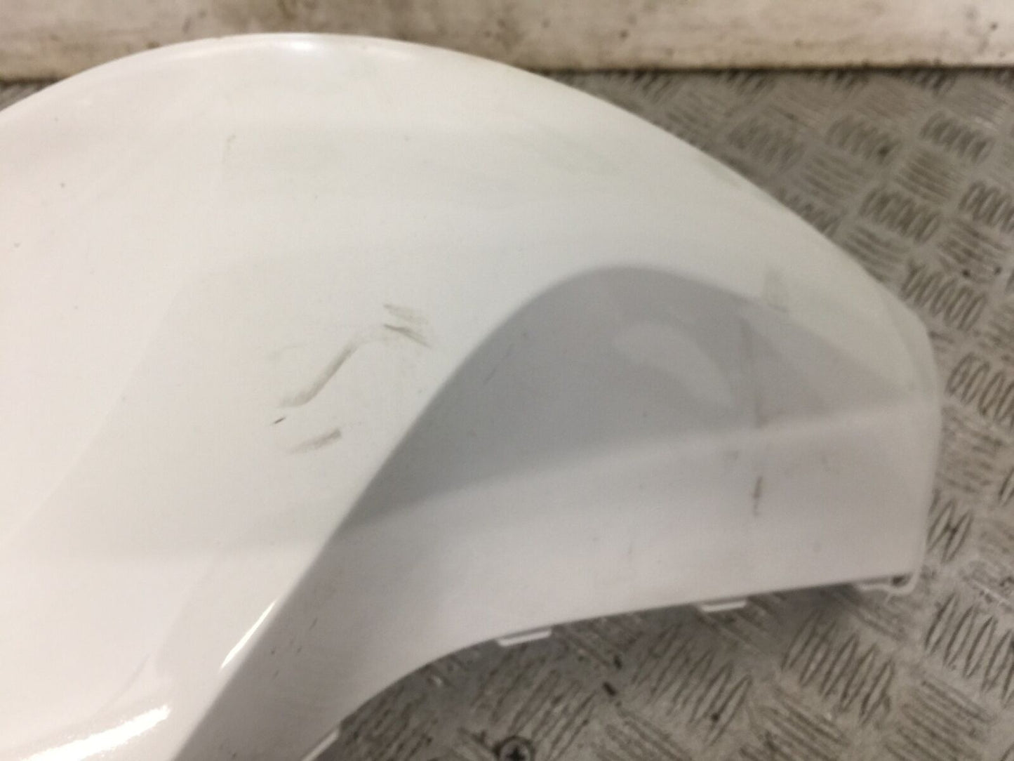 BMW R1250 R 1250 RT LEFT TANK PANEL YEAR 2023 (STOCK 907)