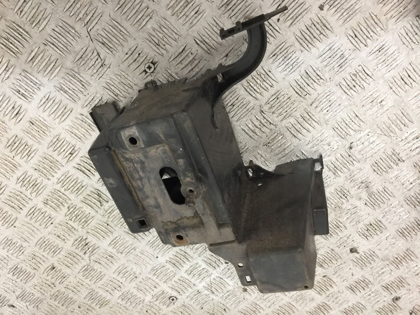 HONDA VT750 SHADOW PHANTOM BATTERY BOX YEAR 2014 (STOCK 761)