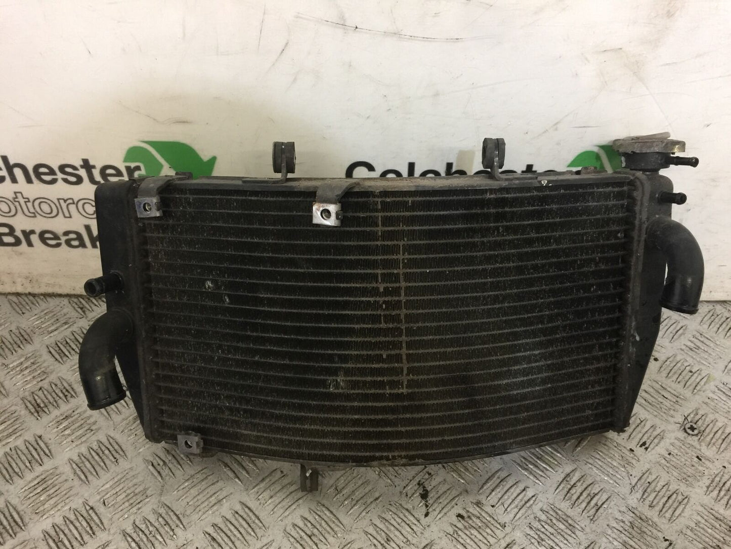 HONDA CBR929 FIREBLADE RADIATOR YEAR 2000-01 (STOCK 683)