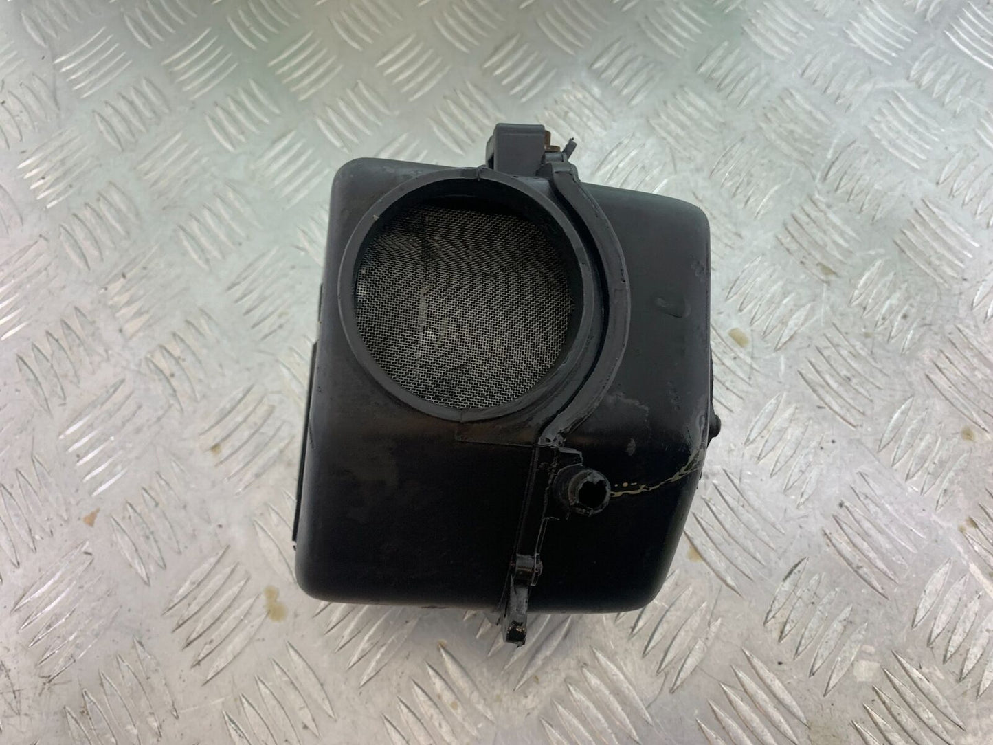 MUTT GT-SS 125 AIR BOX YEAR 2020- 2024 (CMB1085)