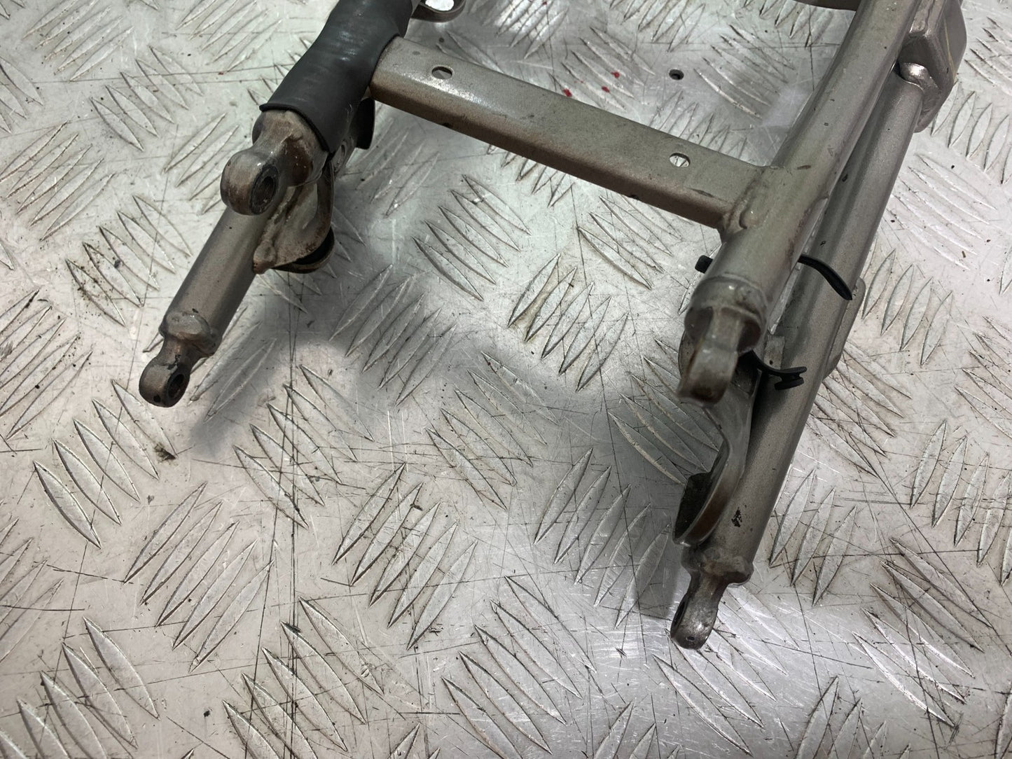 DUCATI 996 SPS 748 916 998 REAR SUBFRAME 1999-2000 (CMB1209)